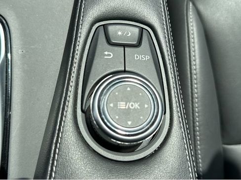 Used 2020 INFINITI QX50 Luxe FWD image 22