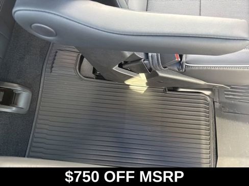 New 2026 Buick Enclave Preferred w/ Power Package image 21