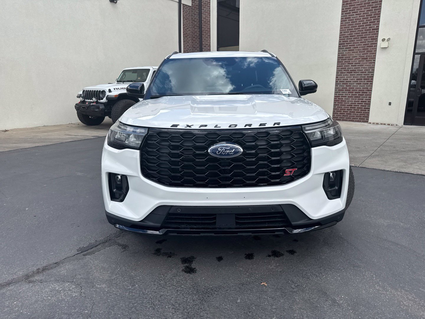 Used 2026 Ford Explorer ST w/ Sun And Sound Package AWD/4WD image 3