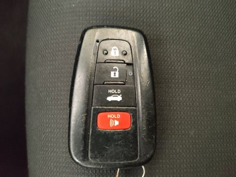 Used 2022 Toyota Corolla LE w/ LE Premium Package FWD image 32
