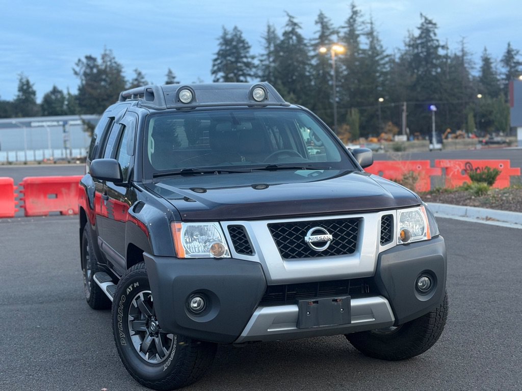 Used 2015 Nissan Xterra PRO-4X w/ Nevada Tow Package AWD/4WD image 3