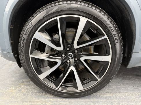 Used 2022 Volvo XC90 T6 Momentum w/ Climate Package image 21