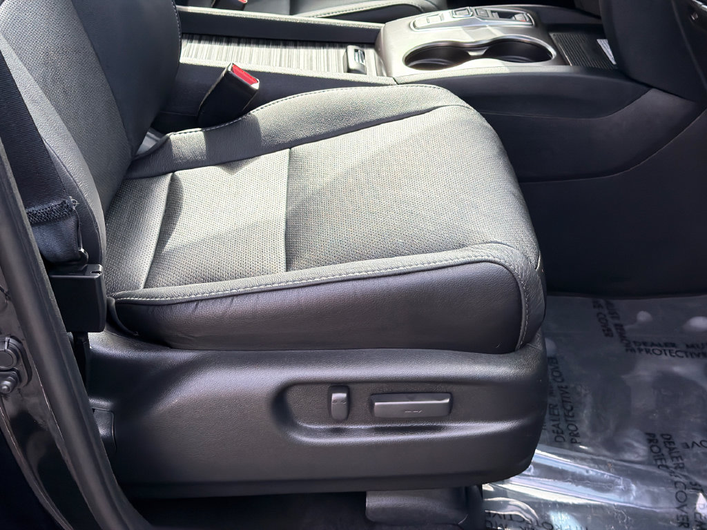 Used 2023 Honda Passport EX-L image 12