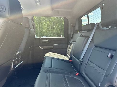 Used 2021 GMC Sierra 2500 Denali w/ Denali Ultimate Package AWD/4WD image 19