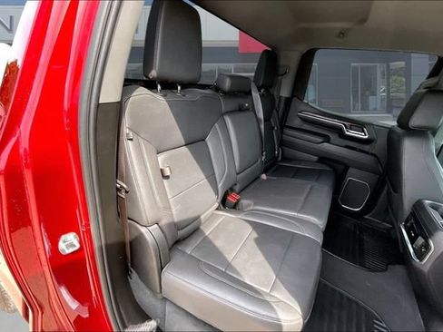 Used 2023 GMC Sierra 1500 SLT AWD/4WD image 25