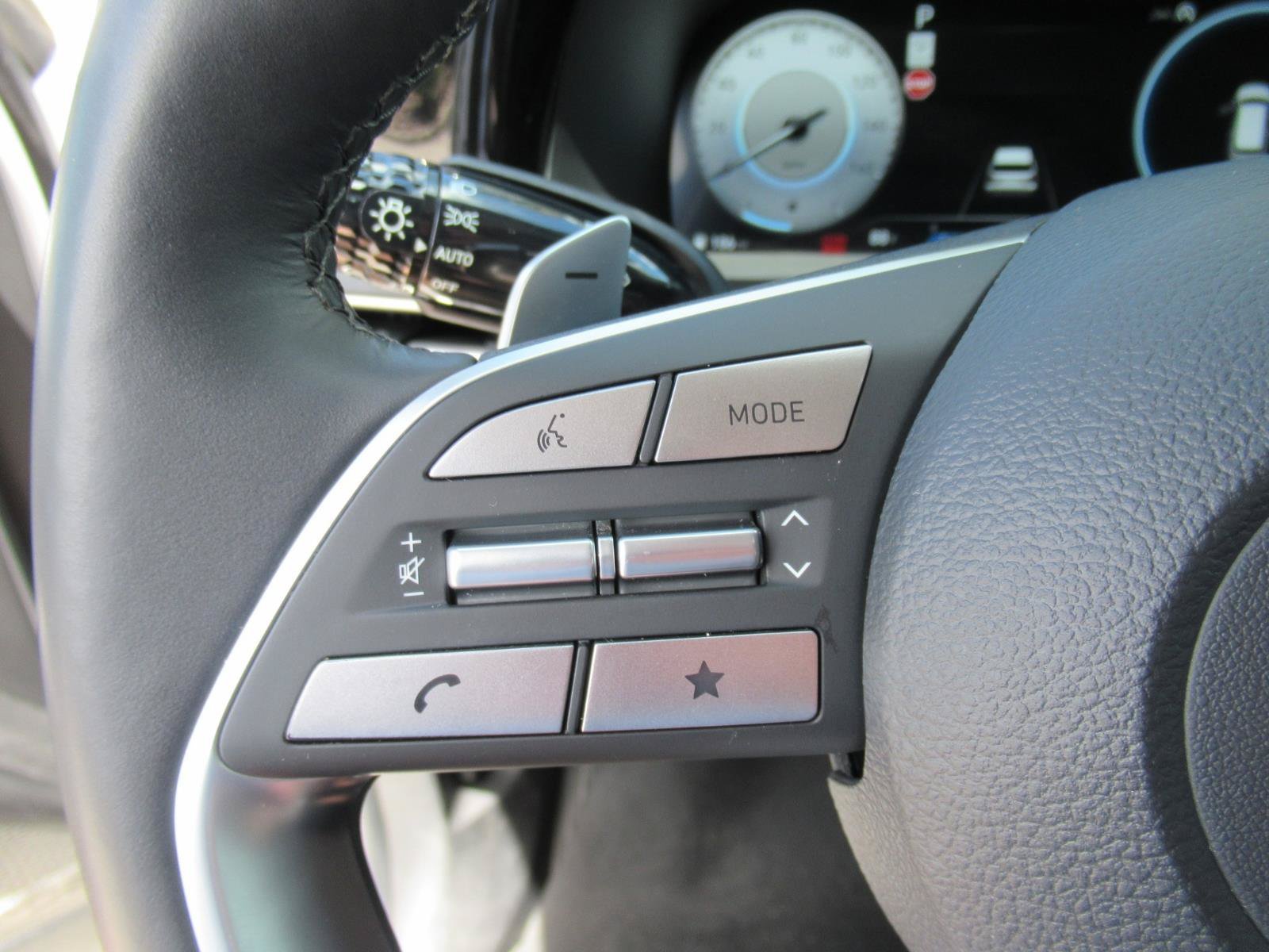 Used 2023 Hyundai Palisade Limited FWD image 25