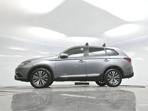 Used 2019 Mitsubishi Outlander SEL image 70