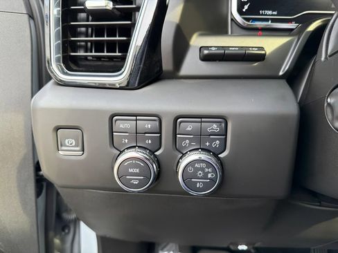 Used 2025 GMC Sierra 1500 Denali Ultimate AWD/4WD image 41