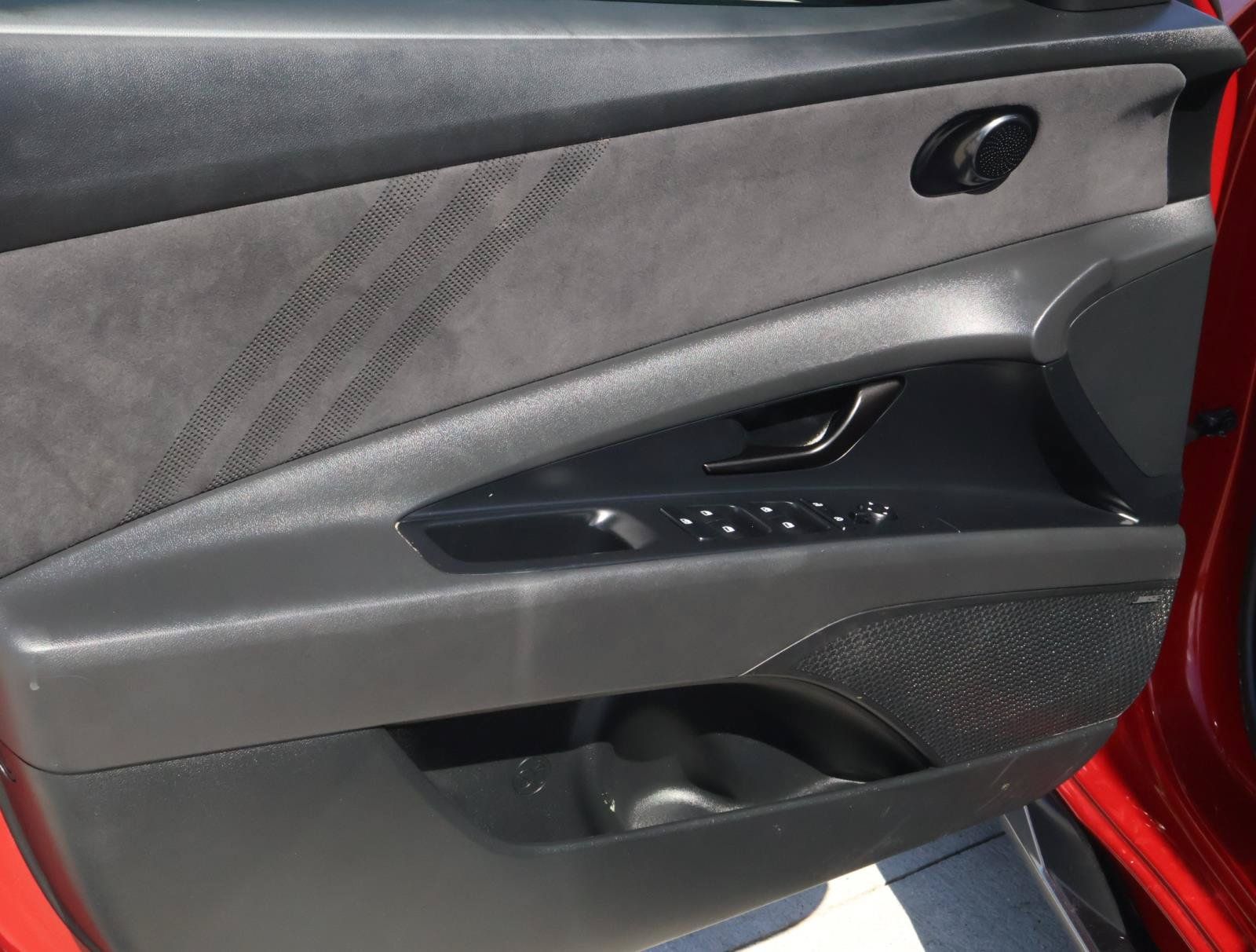 Used 2025 Hyundai Elantra N FWD image 15