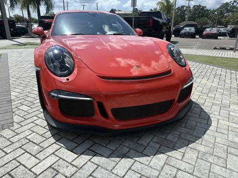 Used 2016 Porsche 911 GT3 RS RWD image 8