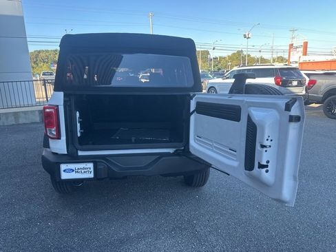 New 2025 Ford Bronco Base image 26