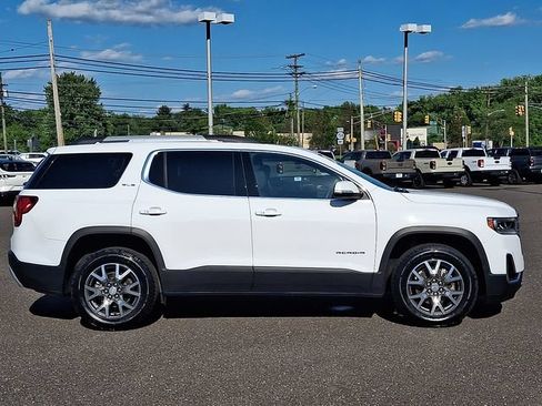 Used 2023 GMC Acadia SLE w/ Driver Convenience Package FWD image 7
