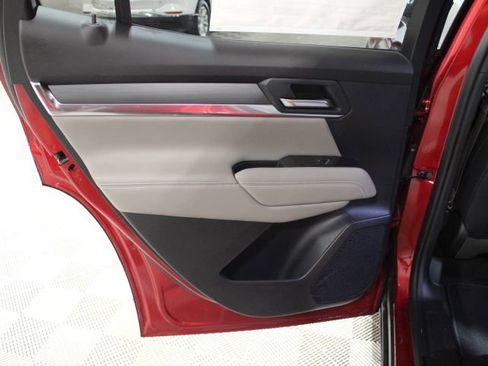 New 2026 GMC Terrain Elevation w/ Elevation Premium Package AWD/4WD image 20