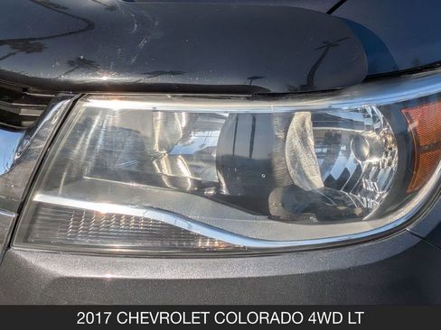 Used 2017 Chevrolet Colorado LT w/ LT Convenience Package AWD/4WD image 10