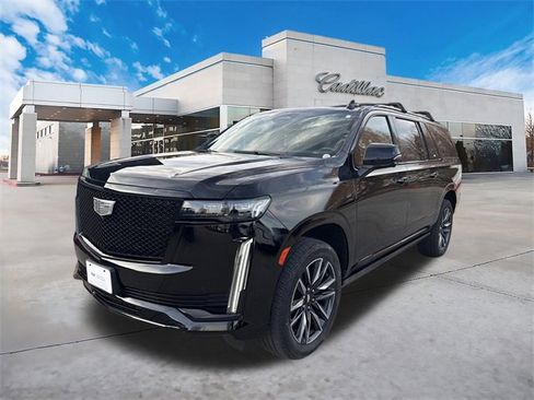 Used 2021 Cadillac Escalade ESV Sport w/ Driver Assist Tech Package image 7