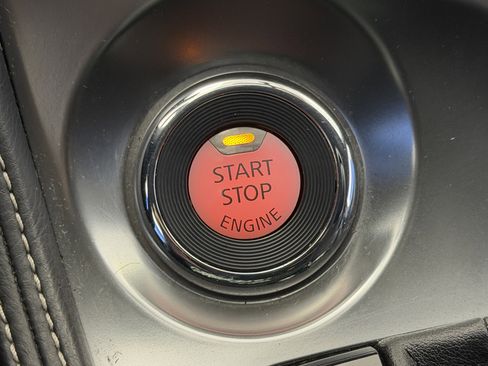 Used 2016 Nissan Maxima 3.5 SV image 22