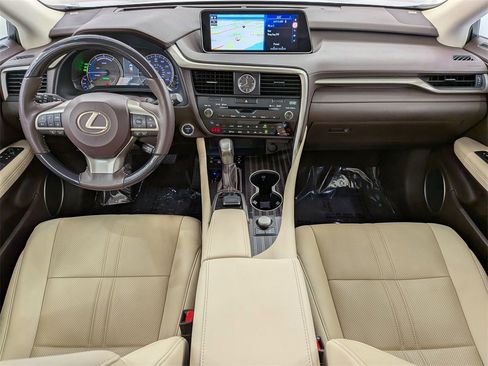Used 2019 Lexus RX 450h AWD image 33