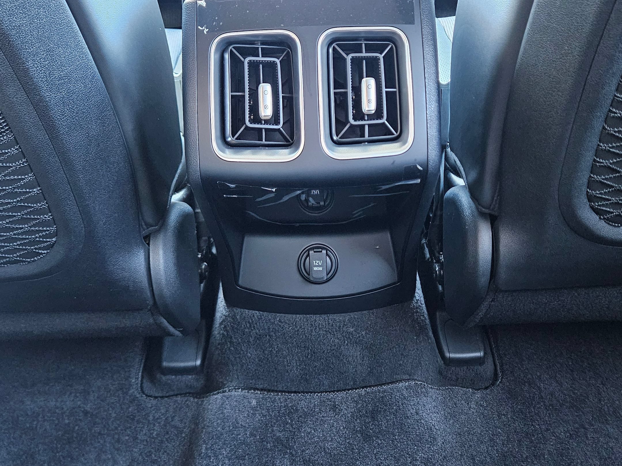 Used 2025 Kia Sorento S FWD image 28