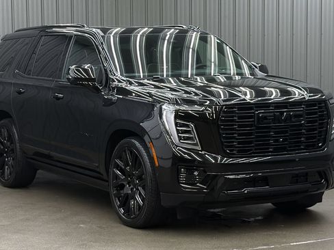 Used 2026 GMC Yukon Denali Ultimate AWD/4WD image 7