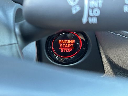 New 2027 Honda HR-V LX image 18