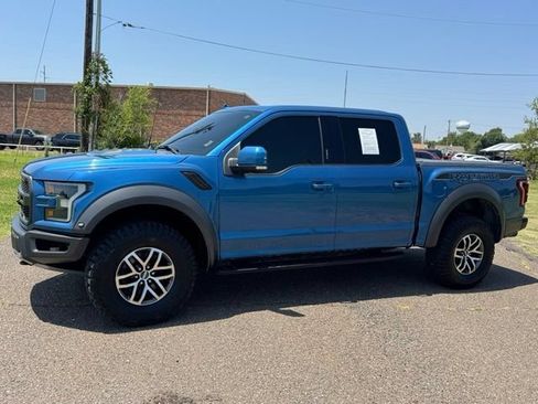 Used 2019 Ford F150 Raptor w/ Equipment Group 802A Luxury AWD/4WD image 3