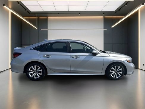 Used 2025 Honda Civic LX image 7