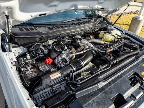 Used 2026 Ford F250 Lariat w/ Tremor Off-Road Package image 42