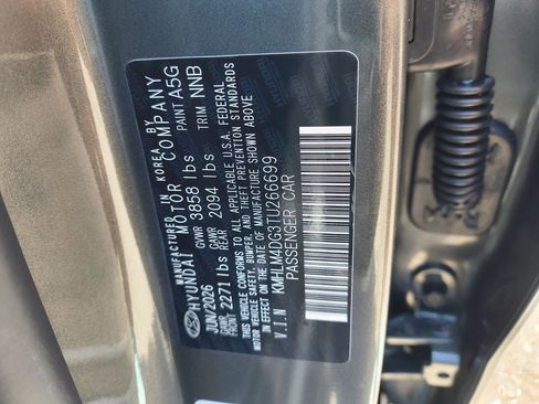 New 2026 Hyundai Elantra SEL Sport FWD image 32