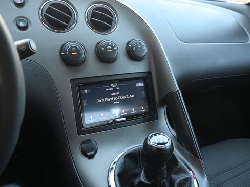 Used 2006 Pontiac Solstice Convertible w/ Power Package image 18