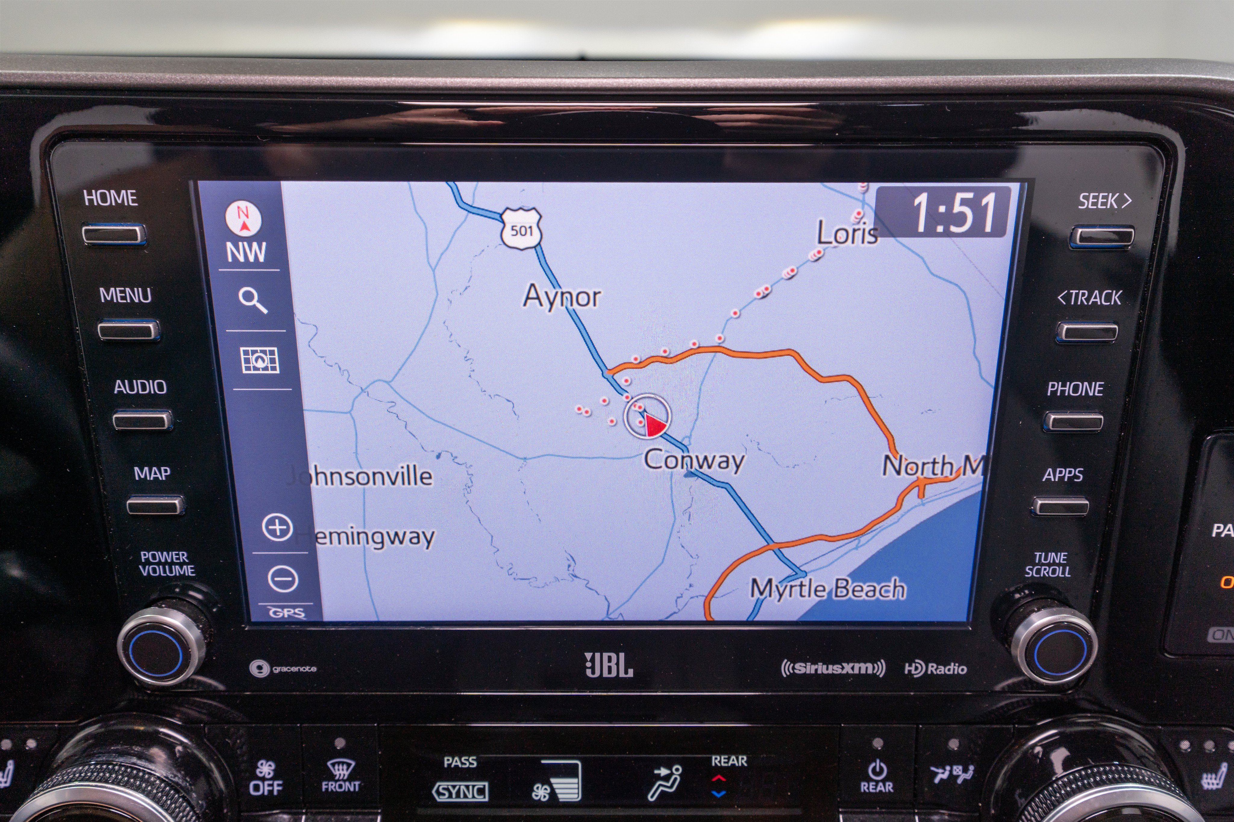 Used 2021 Toyota Highlander Limited FWD image 19