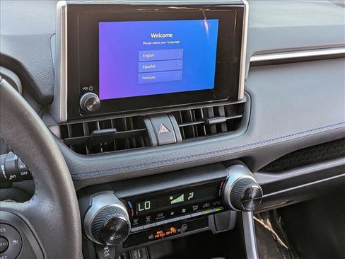 Used 2023 Toyota RAV4 SE image 15