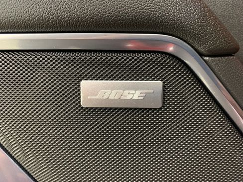 Used 2024 GMC Sierra 2500 SLT w/ SLT Convenience Package image 7