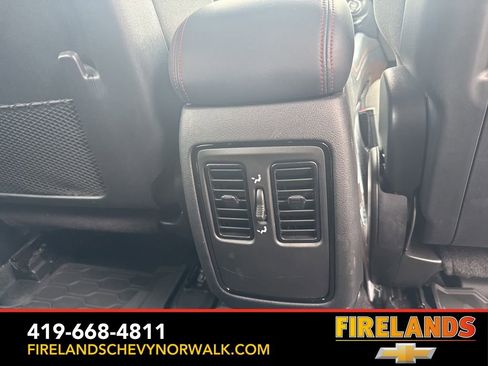 Used 2023 Dodge Durango GT w/ Blacktop Package image 32