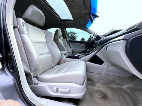 Used 2010 Acura TSX Sedan FWD image 17