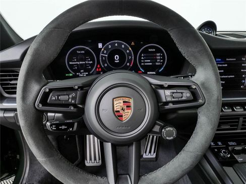 Certified 2026 Porsche 911 Carrera RWD image 9