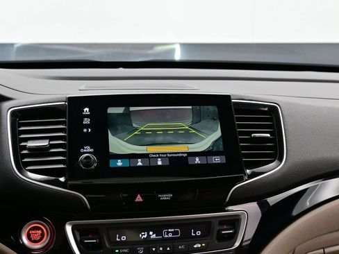 Used 2021 Honda Pilot Touring image 48