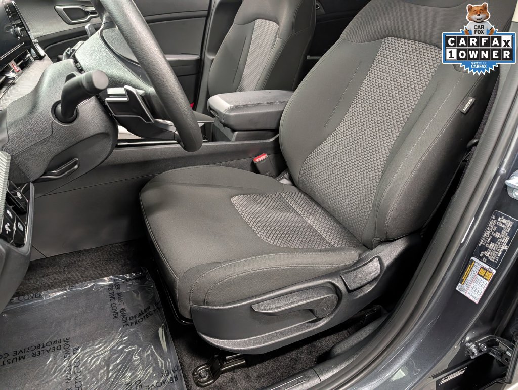 Certified 2025 Kia Sportage LX AWD/4WD image 10