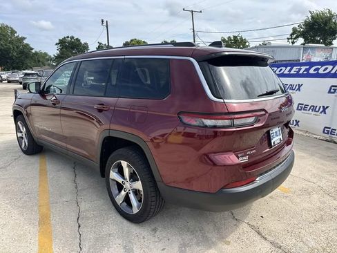 Used 2021 Jeep Grand Cherokee L Limited AWD/4WD image 12