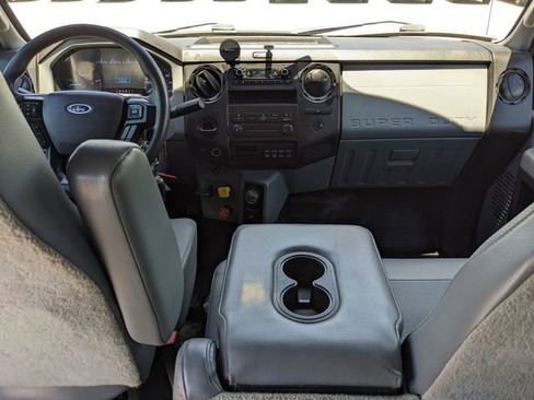 Used 2021 Ford F750 2WD Crew Cab Super Duty image 15