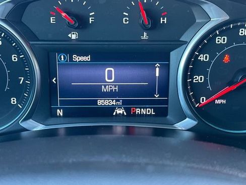 Used 2021 Chevrolet Equinox LT w/ LPO, Cargo Package AWD/4WD image 29