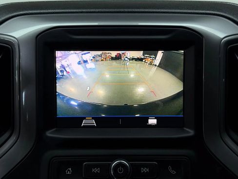 Used 2022 Chevrolet Silverado 1500 Custom AWD/4WD image 34