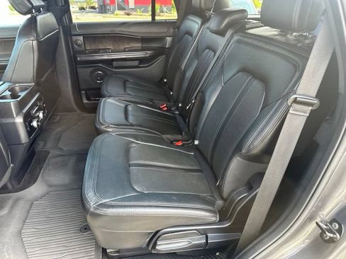 Used 2020 Ford Expedition Limited w/ Special Edition Package AWD/4WD image 27