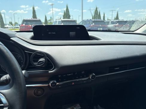 Used 2024 MAZDA CX-30 AWD 2.5 S w/ Preferred Package image 3