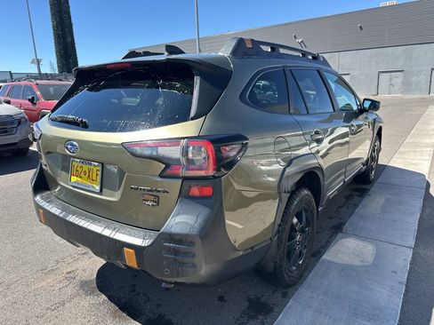 Used 2022 Subaru Outback Wilderness w/ Wilderness Package image 8
