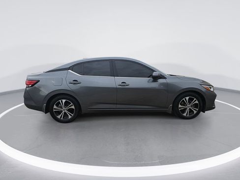 Used 2022 Nissan Sentra SV FWD image 2