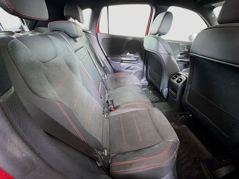 Used 2022 Mercedes-Benz GLA 35 AMG 4MATIC image 28