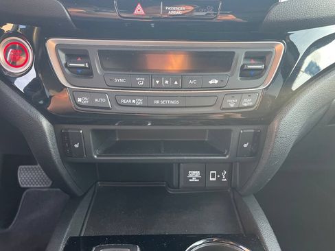 Used 2020 Honda Ridgeline RTL-E image 14