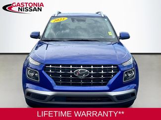 Used 2023 Hyundai Venue Limited FWD video 2
