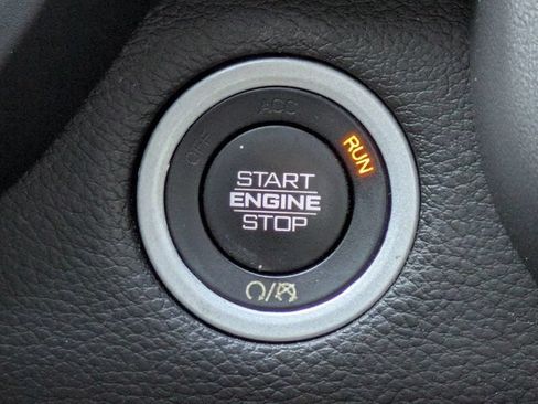Used 2023 RAM 1500 Big Horn AWD/4WD image 30
