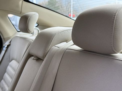 Used 2014 Ford Fusion SE image 25